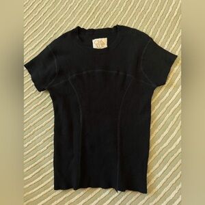 REVOLVE/Chaser Nahal Black Ribbed soft Short Sleeve Top
